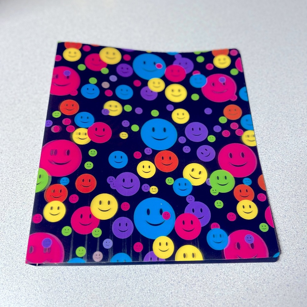 3d smiley face binder